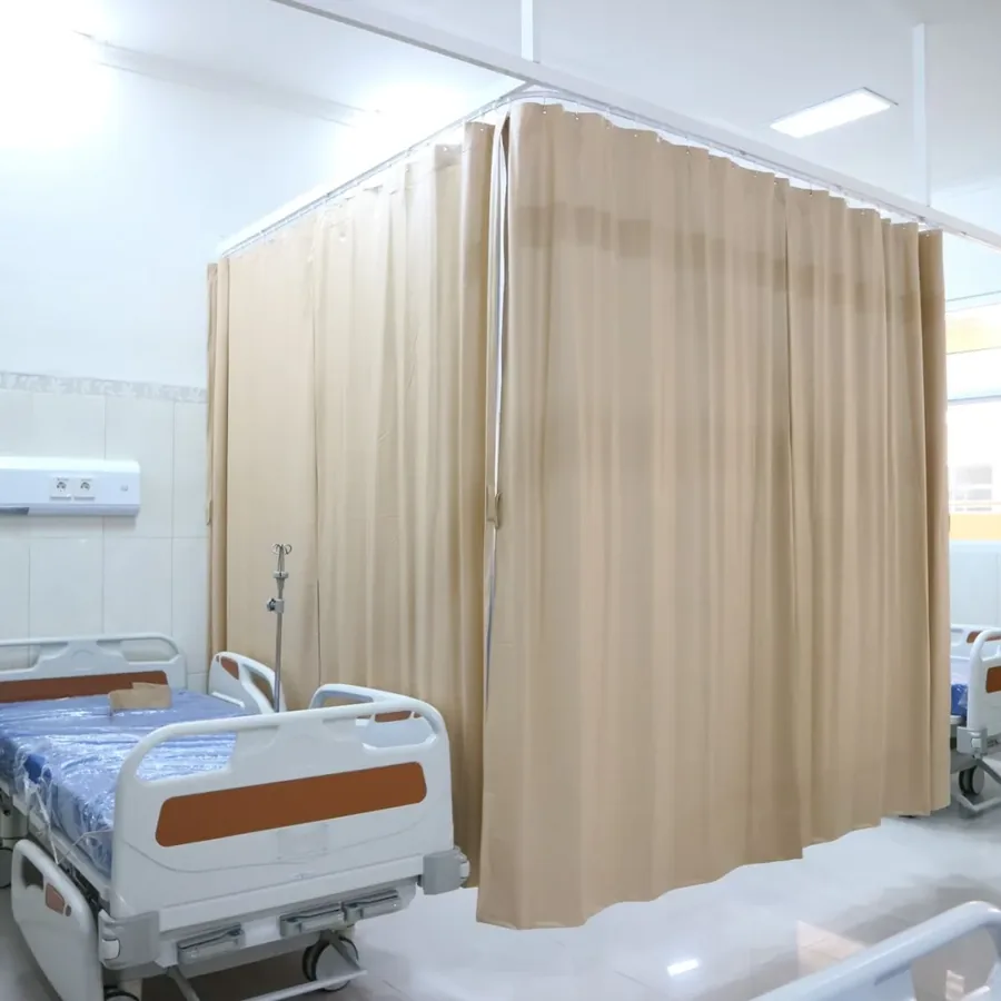 Nhân viên tư vấn qua điện thoại